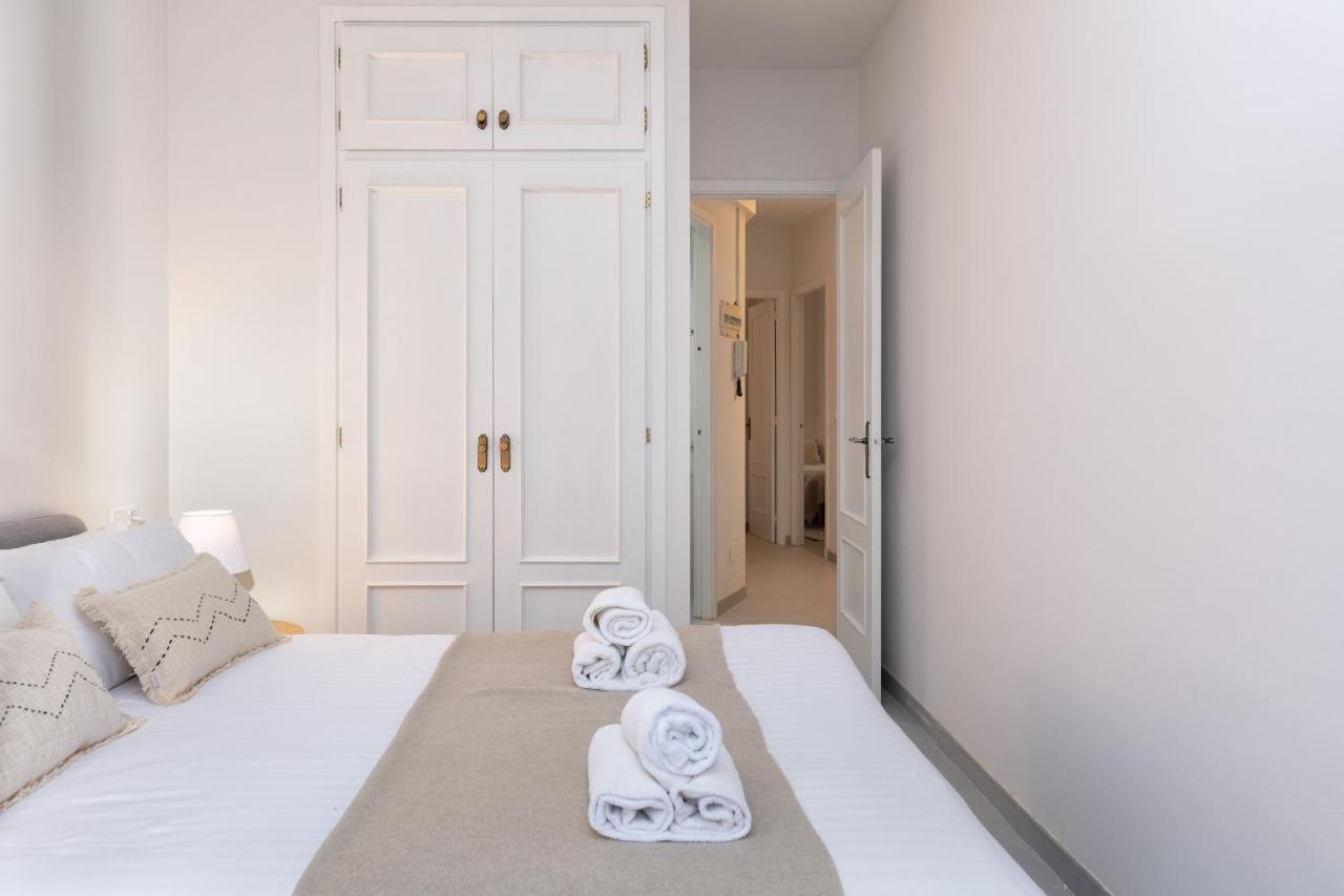 赫罗纳Flateli Cort Reial 10公寓 外观 照片